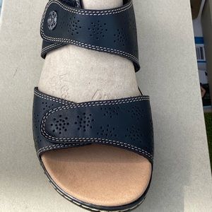 Black eisa Lacole Slide Sandals